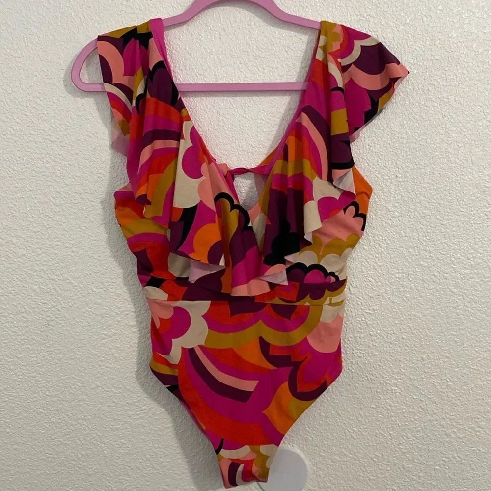 NWT- Trina Turk-pink and orange wave print ruffle neck one piece swimsuit-Size 8
